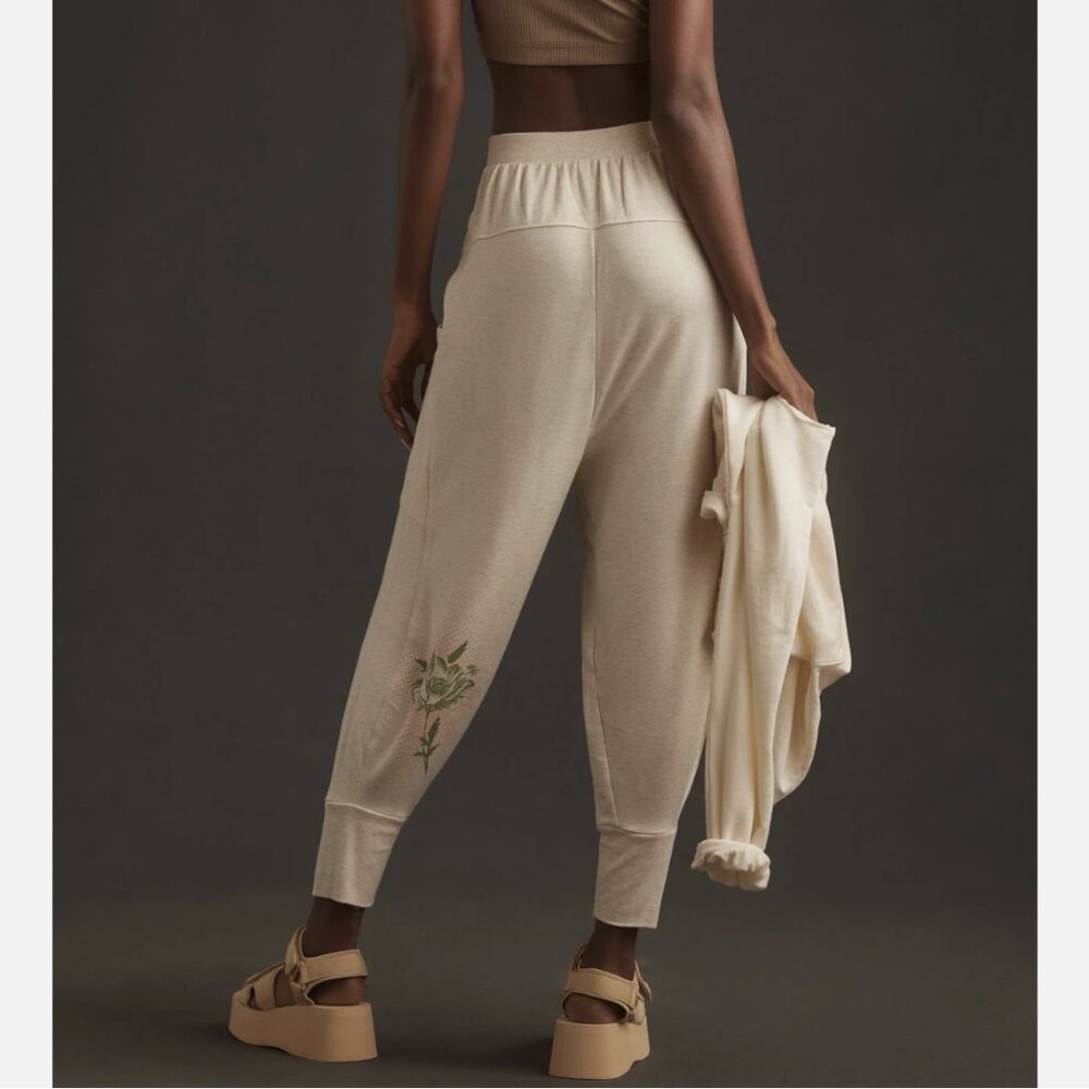 Daily Practice by Anthropologie Oatmeal Printed Relaxed Joggers - Picture 2 of 3
